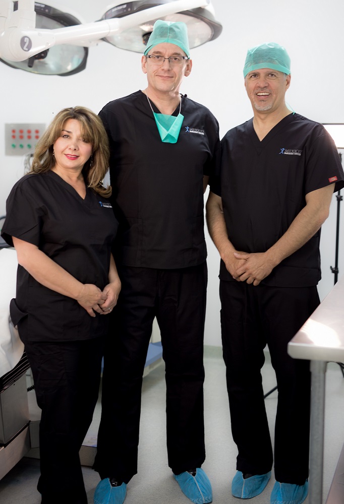 CEO of Mexico Cosmetic Center, Ron Elli with Dr. Ayala